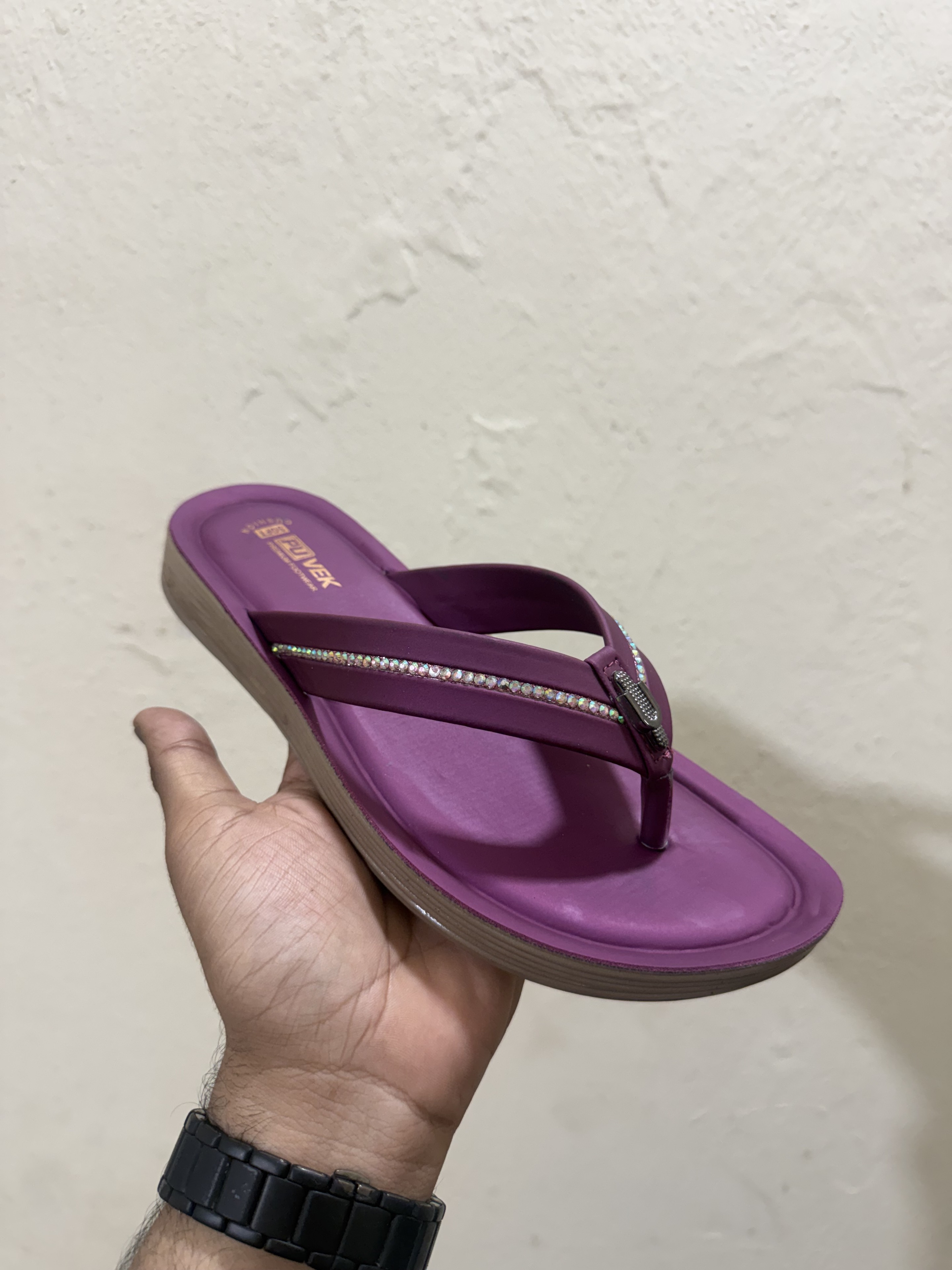 Cherry PUVEK thong sandal sample